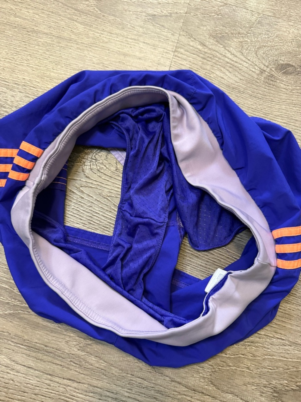 •ADIDAS• RUNNING SHORTS - Picture 4 of 6